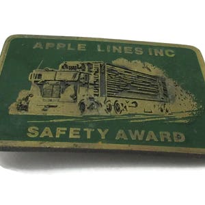 Apple Lines Belt Buckle Safety Award Green Enamel Semi Truck Vintage Western Wear Tooled Design Gift Idea Western Man Unisex