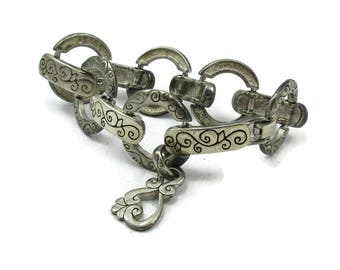 Silver Tone Clasp Bracelet O Linkage Designer Vintage Costume Jewelry 8 Inches Gift Ideas Runway Estate Finds