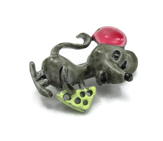Gerrys Mouse Pin Brooch Mouse Eating Cheese Ename… - image 1