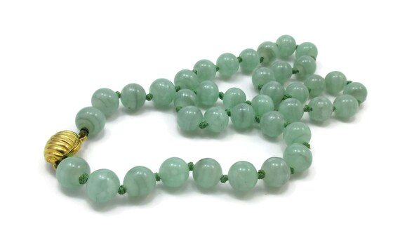 Vintage green hotsell glass bead necklace