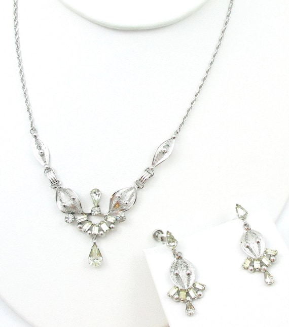 ◇ENGBROX◇ [silver 925][worn by Hyeri] soir necklace Bojar Sterling Silver and Rhinestone Filigree Necklace