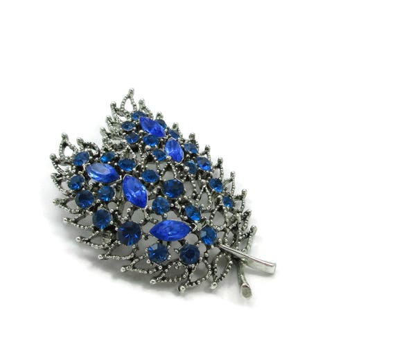 Blue Rhinestone Brooch Silver Tone Floral Spray V… - image 2