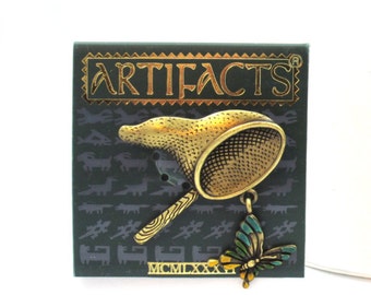 JJ Jonette Butterfly Net Pin Brooch Brass Gold Tone Charm Vintage Jewelry NOS Signed Finish Gift Ideas Scarf Shawl Pin African Safari