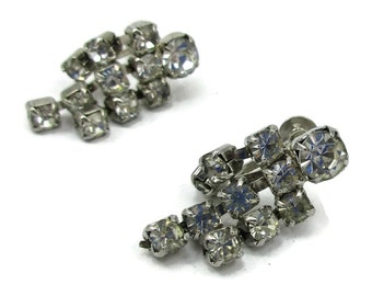 Silver Rhinestone Earrings Screw Back Clip Long Dangle Chandelier Bridal Vintage Costume Jewelry CZ Diamond Glass Clear Designer Dangle