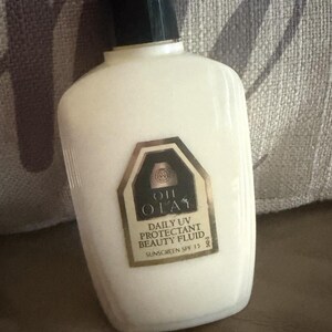 VTG Oil of Olay Oil-Free Beauty Fluid Lotion Liquid Fluid 4 Ounce
