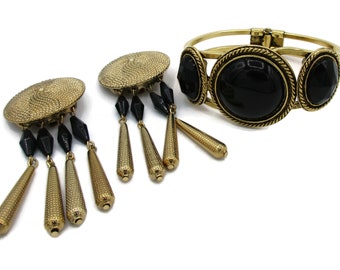 Dauplaise Gold Tone Clamper Bracelet Clip Earring Set Black Cabs Chunky Modernist Demi Parure Vintage Designer  Costume Jewelry Estate Piece