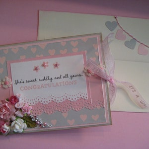 Carte pliée fantaisie bébé fille, pli en « W », carte de félicitations bébé rose et gris, cadeau pour baby shower, naissance
