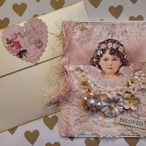 Carte Saint-Valentin ange avec bijoux vintage et garnitures, carte Saint-Valentin d'inspiration vintage, « Bien-aimé », bijoux vintage