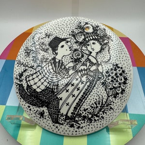 Vintage Bjorn Wiinblad collectible wall decor - June - Roser