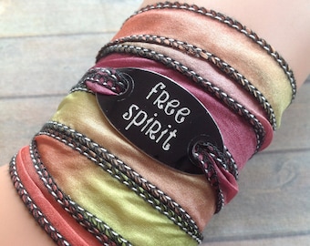 Wikkelarmband  zijde inspiratie armband gegraveerd Free spirit #214