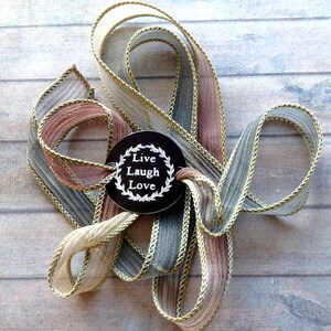 Seagreen écharpe de soie beige bracelet mauve frisolée gravé au ruban balise citation-vivre rire amour-main teints-handmade bracelet-cadeau pour femmes193 image 2