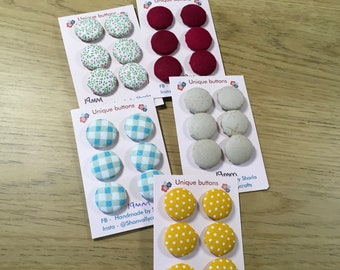 5 x Handmade 19mm Bees design fabric covered buttons-Our own fabric
