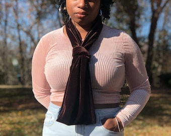 Bufanda infinita de terciopelo suave / Calentador de cuello marrón