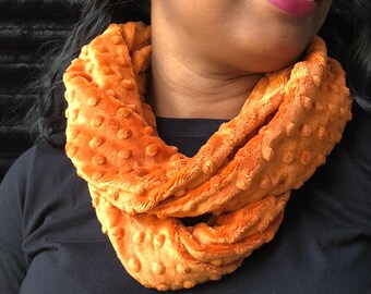 Bufanda infinita Minky naranja calabaza / Cuello suave y acogedor
