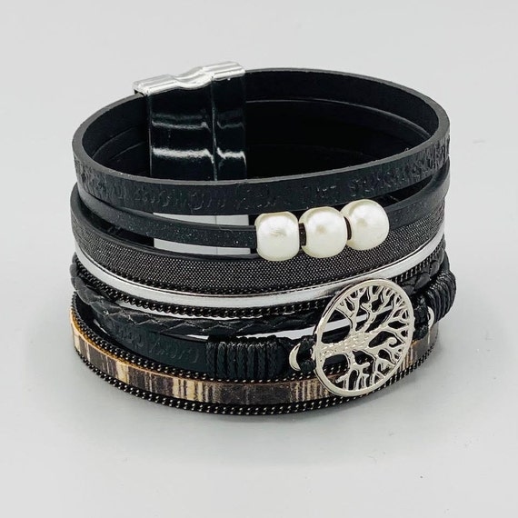 Leather and store pearl wrap bracelet