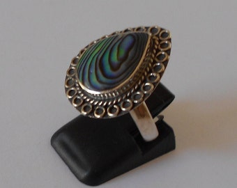 Handmade 925 Sterling silver and NZ paua shell ring.