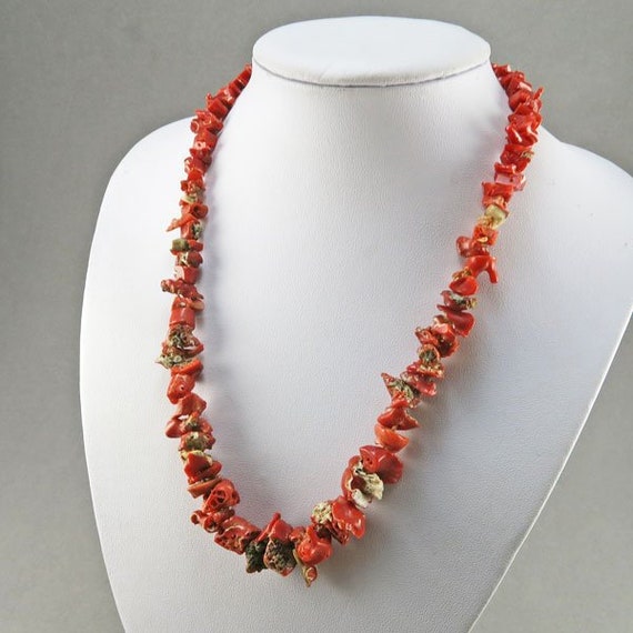 Sold at Auction: Vintage Pink Coral Necklace