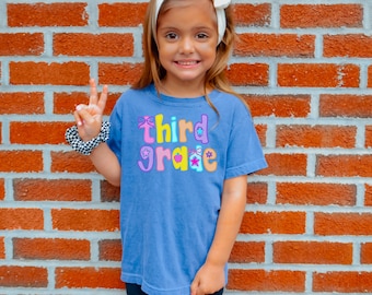 Camiseta de tercer grado, camiseta de regreso a clases, camiseta de tercer grado, camiseta de tercer grado para niños, primer día de clases para niñas, colores cómodos de tercer grado