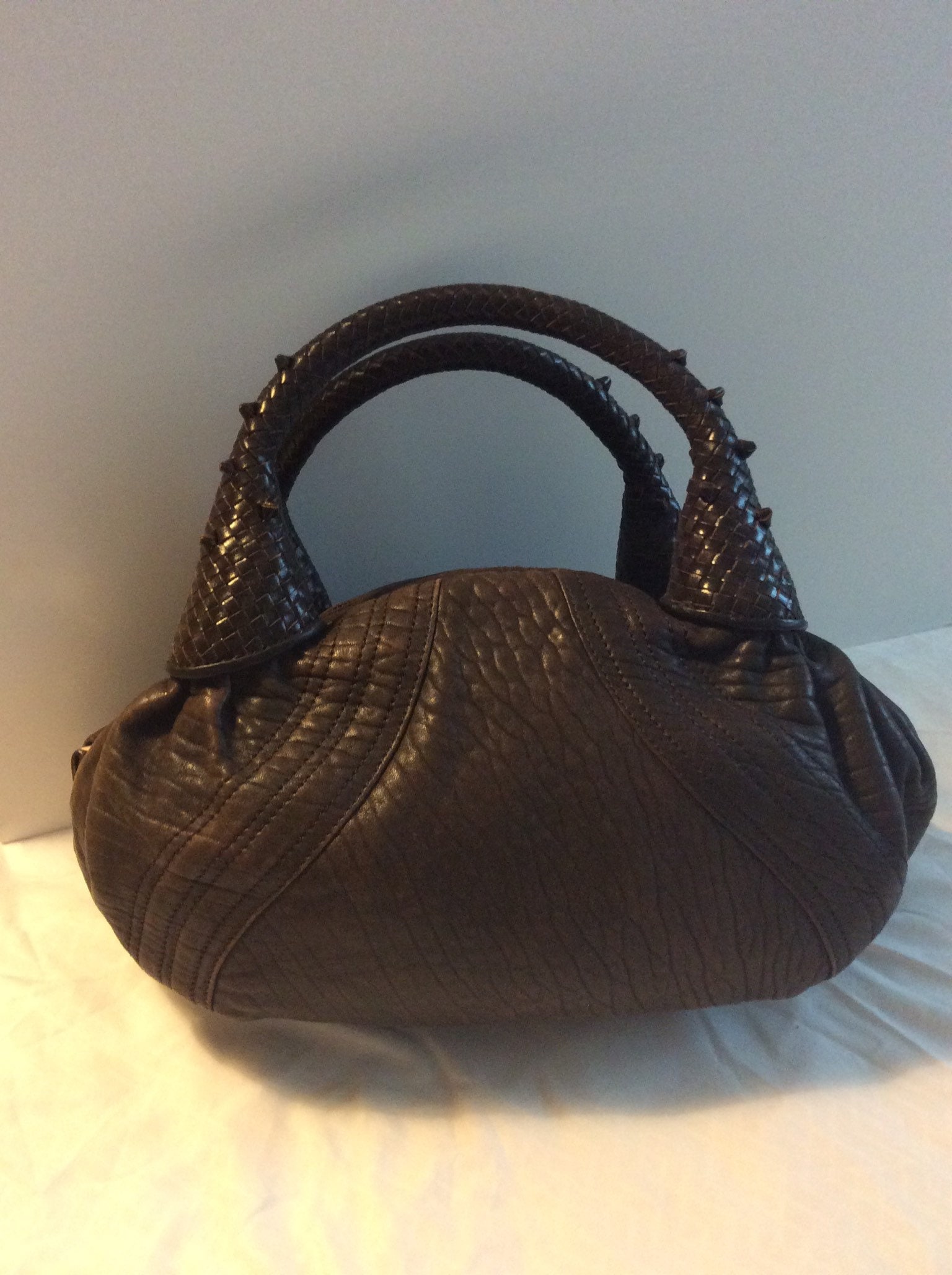 Louis Vuitton - Epi Twist Bucket Shoulder bag - Catawiki