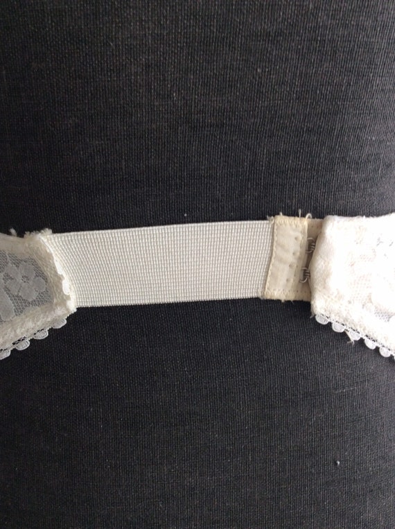 Vintage Lovable lingerie Girdle garters - image 4