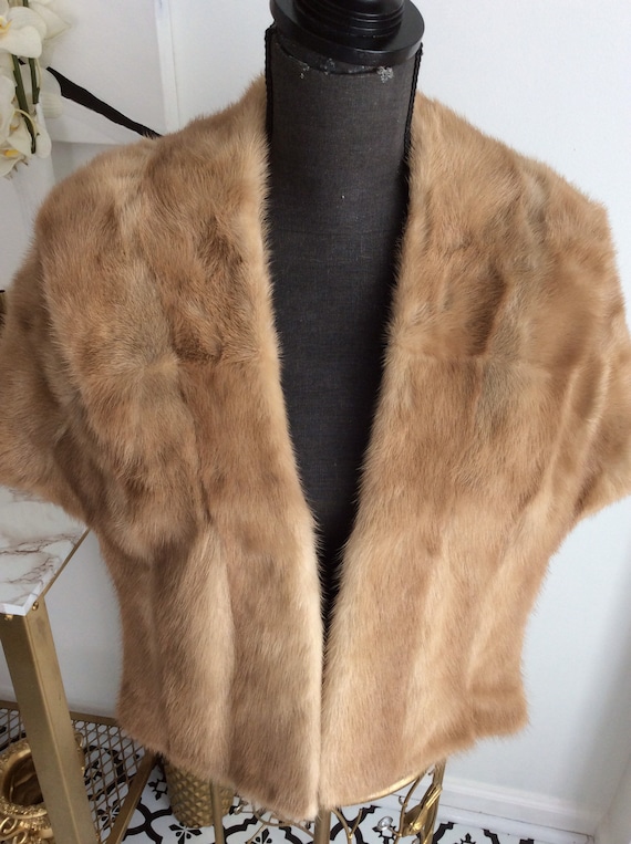 Vintage fur cape with half hood - image 2
