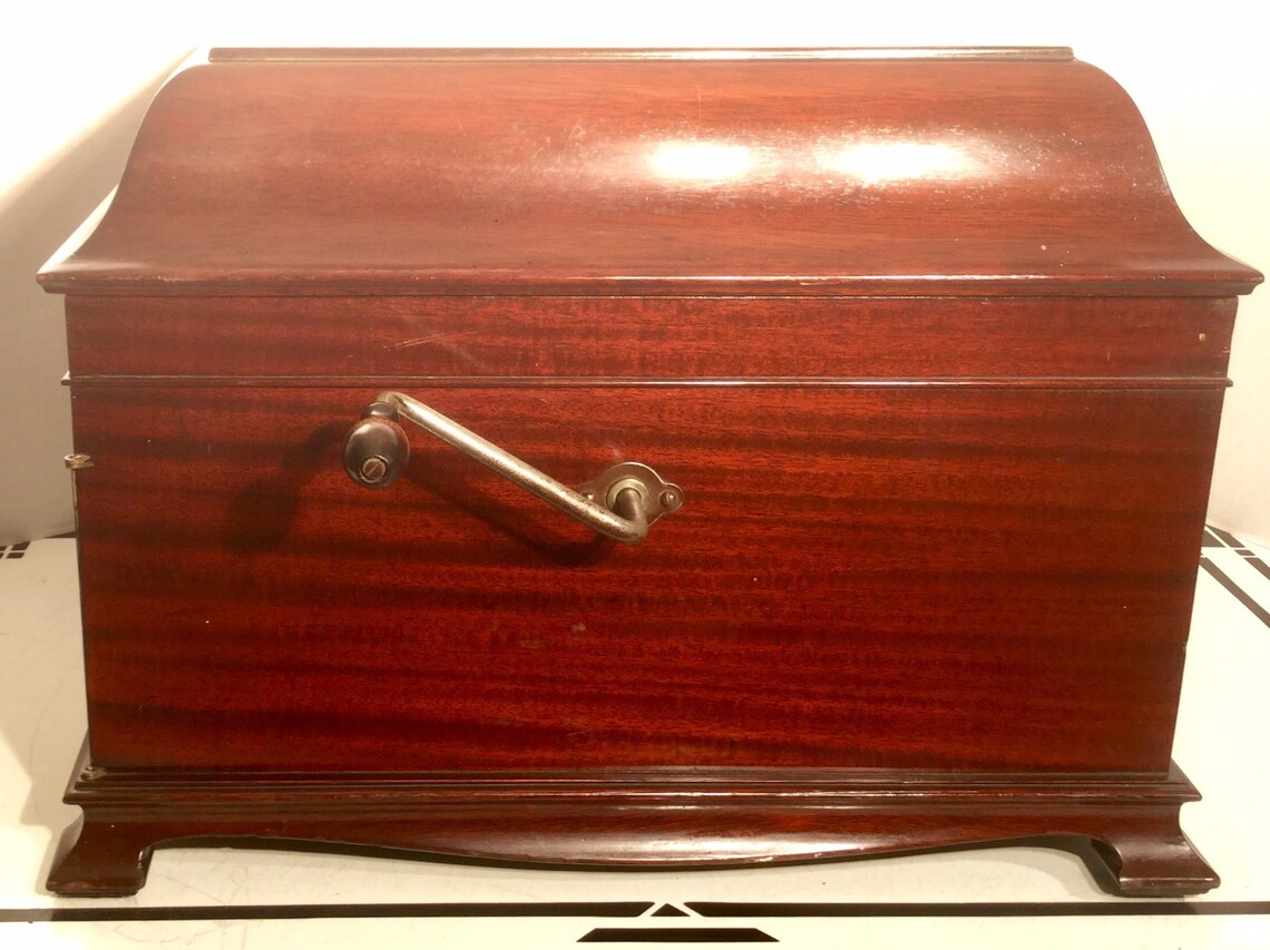 Antique Victor Table Top Victrola Model VVIX in Red Mahogany Etsy
