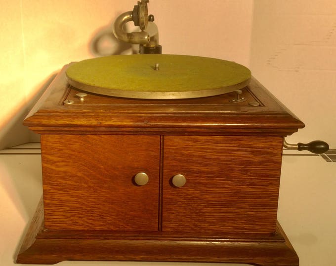 Antique Victor Table Top Victrola Model VVVI in Quartersawn Etsy