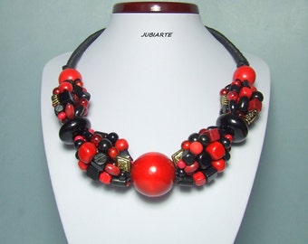 Red & Black Necklace, Statement Necklace, Beaded Necklace, Wooden Jewelry, Large beads Necklace, Spanish folk