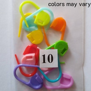10 to 300 Locking Stitch Markers, Plastic Safety Pin Style Stitch Marker. Random Colors. Clip on Stitch Holders or Marker by weight 10 (1 of each color)