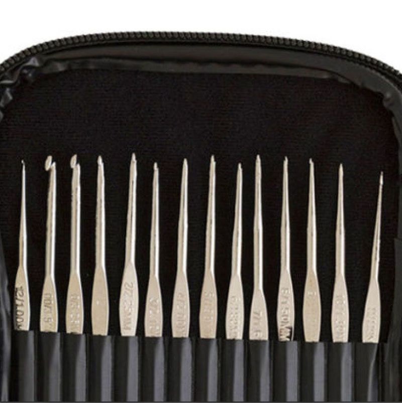 Boye Crochet Master Steel and Aluminum Crochet Hooks Set - 24 hooks