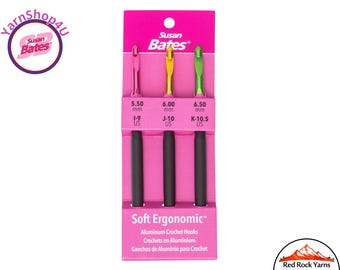 I J K Soft Ergonomic crochet hooks 3pc set. Susan Bates Silvalume 6.25" with an aluminum in-line head and round soft handles. #12694