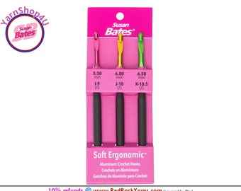 I J K Soft Ergonomic crochet hooks 3pc set. Susan Bates Silvalume 6.25" with an aluminum in-line head and round soft handles. #12694