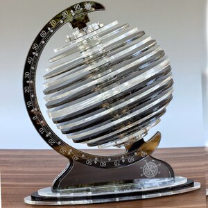 Weltkarte Moderne Weltkugel Skulptur