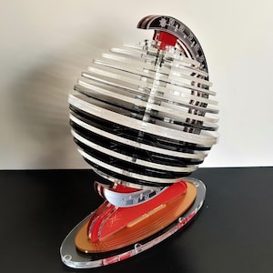 Personalisierte Weltkugel-Skulptur