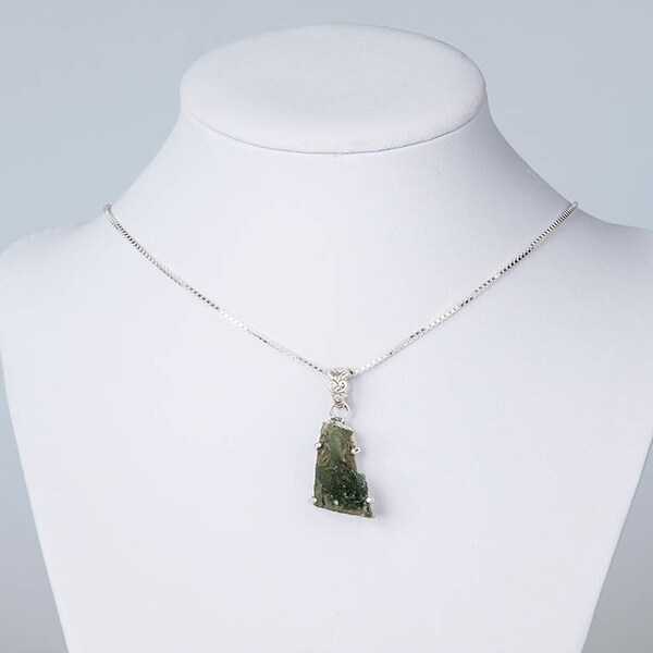 Moldavite Jewelry ~ Moldavite Pendant ~ Moldavite Necklace ~ Meteorite Necklace ~ Moldavite Meteorite Necklace ~ Heart Chakra Necklace ~Gift