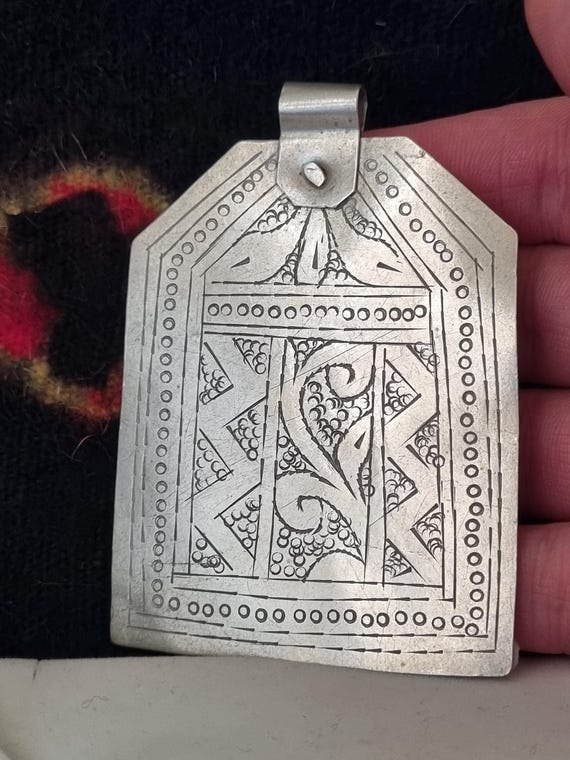 Djerba - Antique Berber Tunisian High Grade Silver Amulet Called