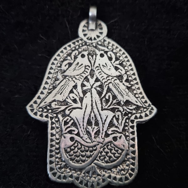 Tunisie - Ancienne amulette berbère namli khamsa en argent de haute qualité, amulette berbère, namli tunisien, bijoux tunisiens, bijoux berbères, RARE