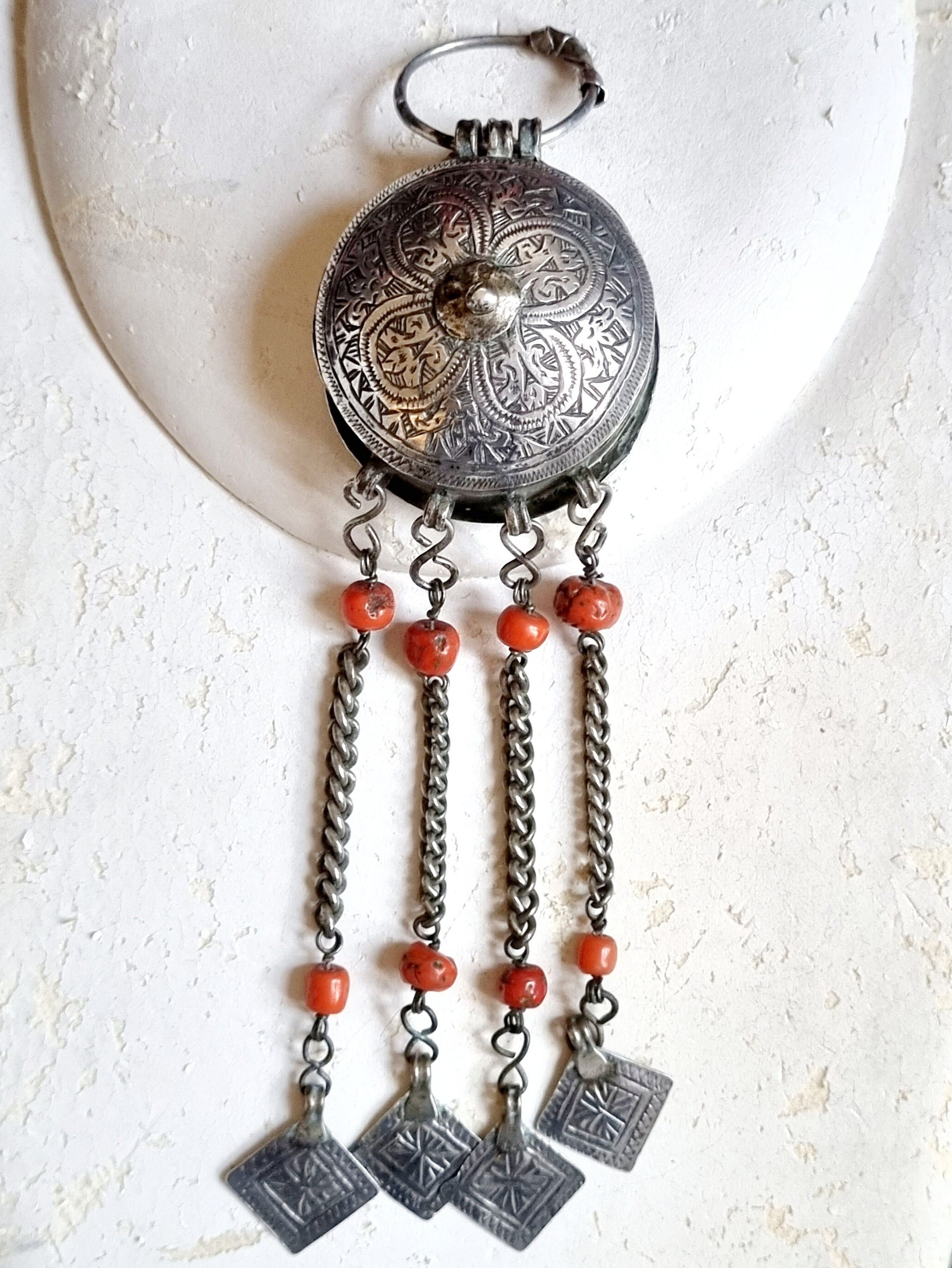 Morocco - Antique Berber high grade silver and corals openable amulet box from Fez, Berber amulet, Berber jewelry, hallmarked, VERY RARE