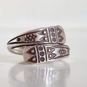 Hill tribe sterling silver Karen serpent ring, Karen ring , Hmong ring, Hmong jewelry, Golden Triangle jewelry, SE Asia jewelry,