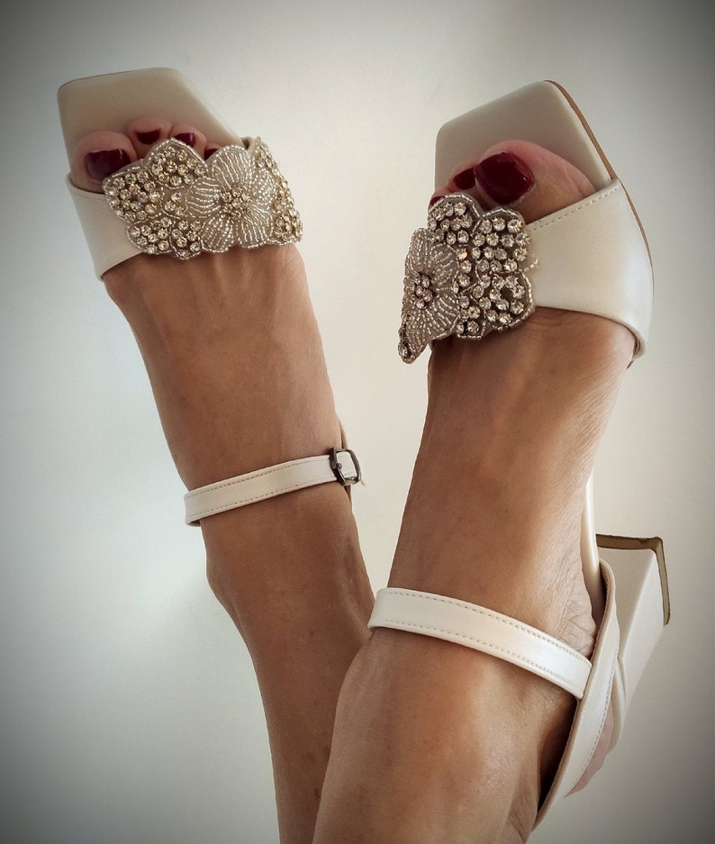 block wedding shoes for bride