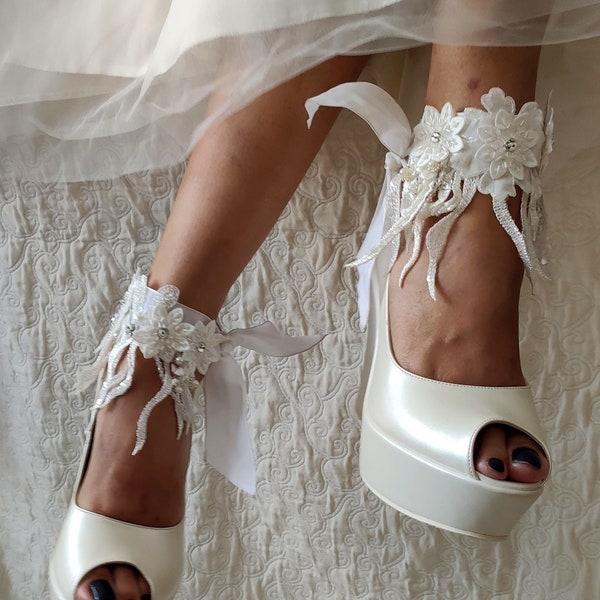 ivory wedding wedges for bride