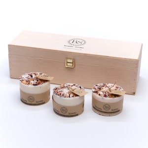 Beauty Scents 3 Candles With Rose Petals Set small