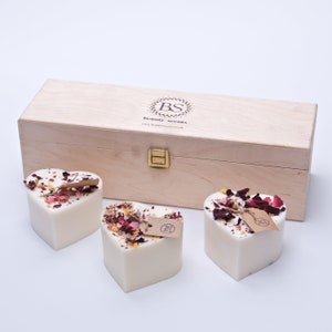 Beauty Scents 3 Heart Shape Candles With Rose Petals Set
