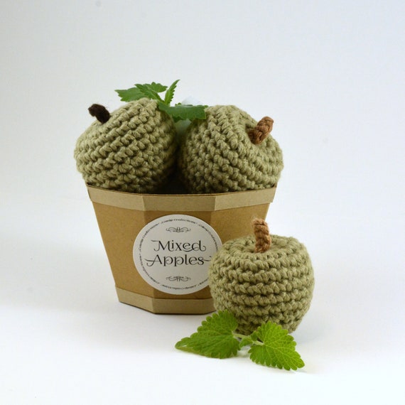 Cat Toy Apples: Catnip, Silvervine and Magic Mix, Crocheted Organic Cotton