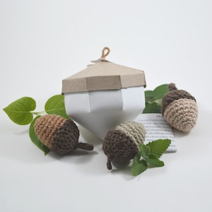 Catnip, Honeysuckle or Silvervine Acorn, Crocheted Cat Toy image 7