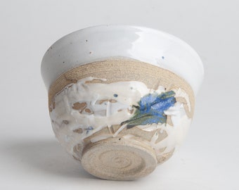 Small ceramic bowl 10 oz (+/-300 ml) - Handmade pottery in Quebec