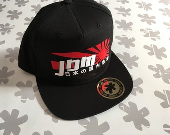 Cappellino Snapback nero a 5 pannelli JDM Rising Sun per tutti gli appassionati di auto giapponesi