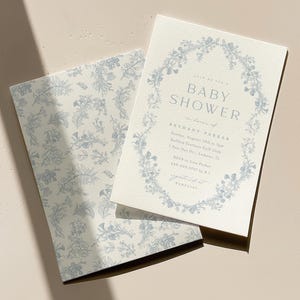 Modello di invito per baby shower blu polvere, invito per baby shower in tela blu elegante vintage per bambini, invito modificabile stampabile in stile cineseria francese