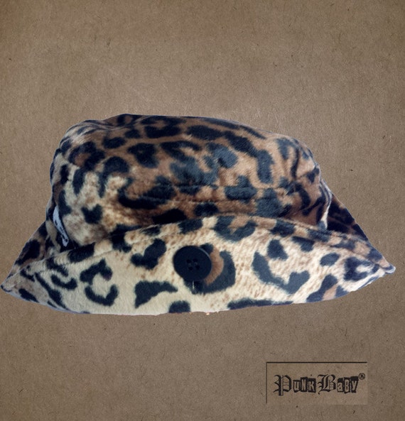 Faux Fur Leopard Cowboy and Bucket Hat With Embroidered  display picture 1