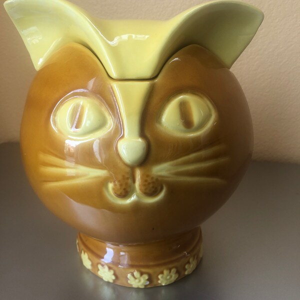 1970 cat head cookie jar from Italy